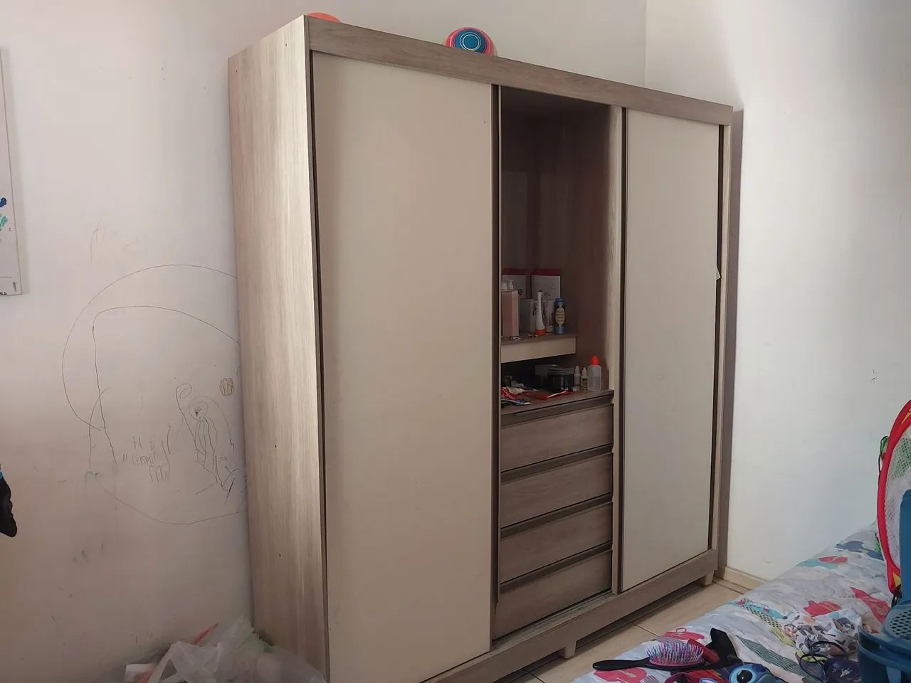 Guarda roupa infantil 