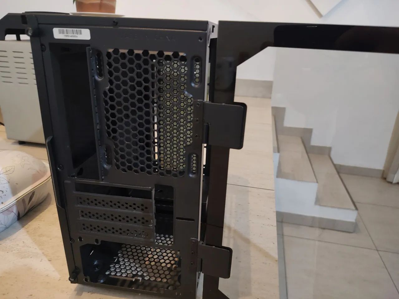 Gabinete Gamer Gamdias ótimo estado  - Foto 3