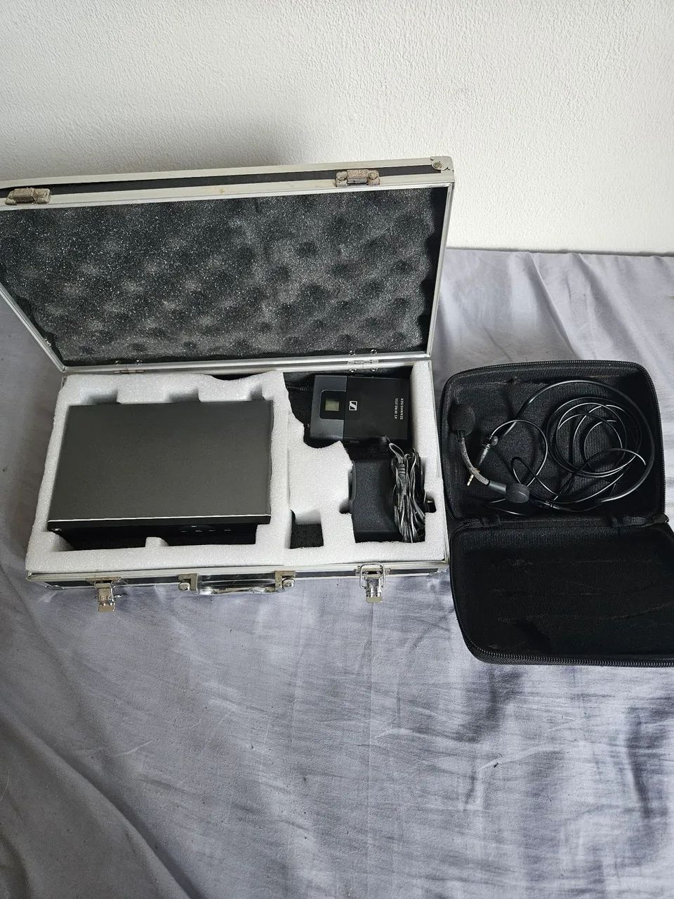 Microfone Sem Fio Sennheiser Xsw1-me3-a Headset Cor Preto - Foto 2