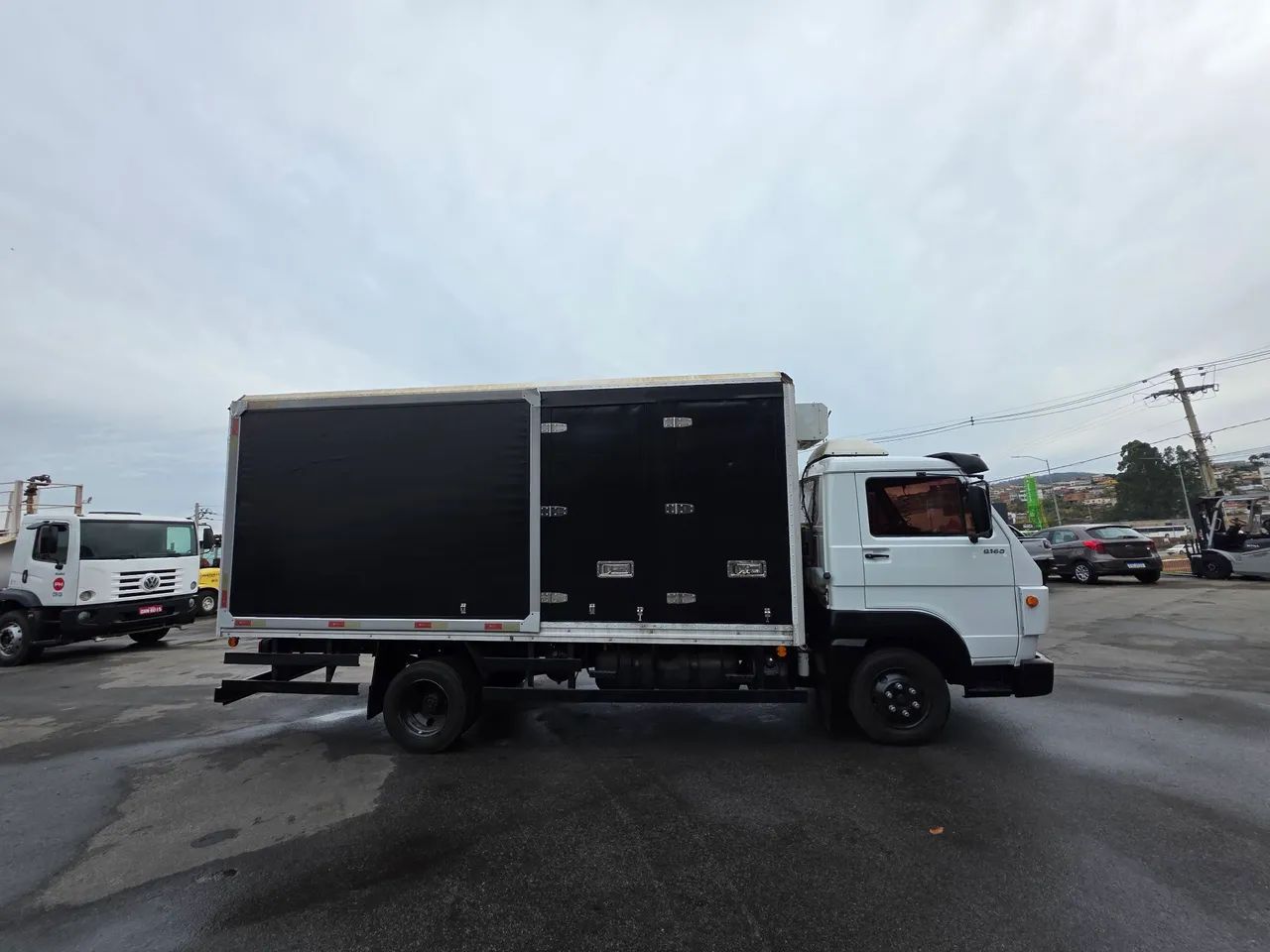 Caminhão 9.160 com baú climatizado  - Foto 4