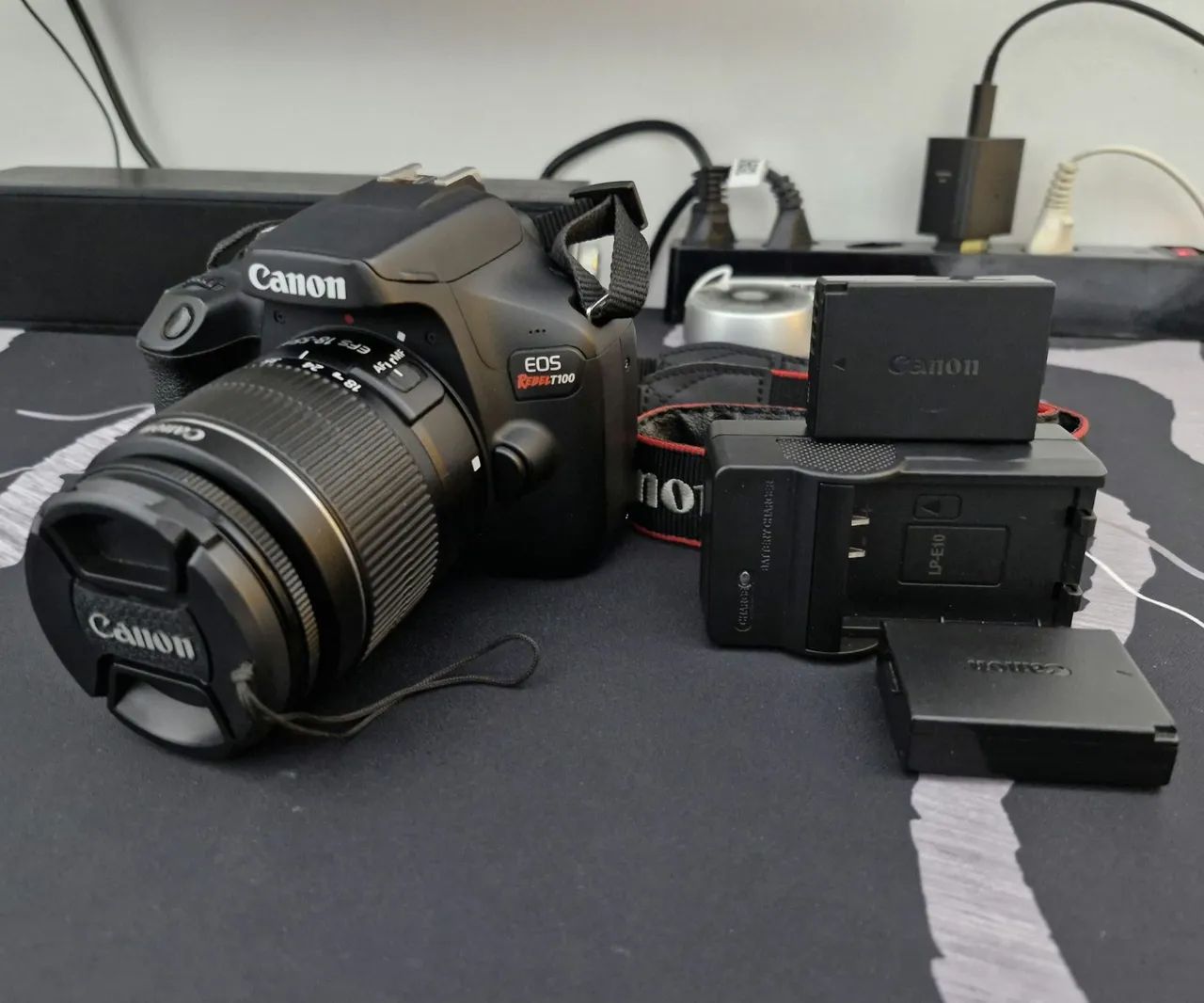 Canon T100  - Foto 2