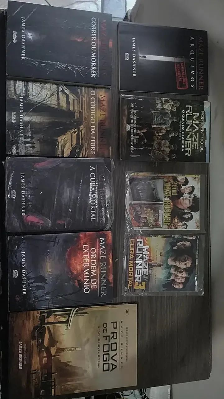 Livros  - Foto 2