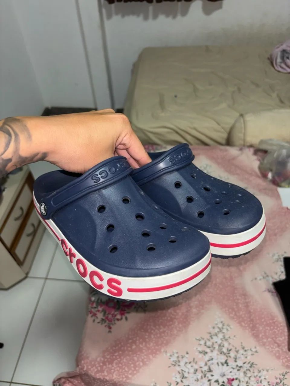 crocs nova
