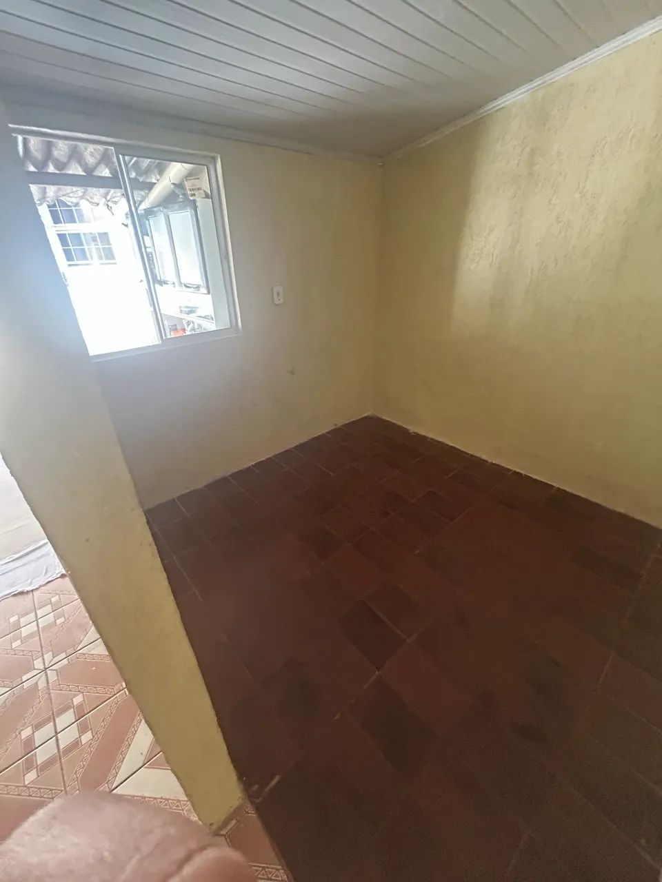Dois cômodos com banheiro para solteiro  - Foto 4