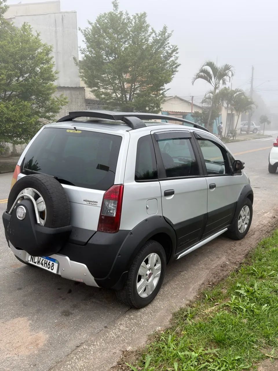 Fiat Idea ADVENT./ ADV.LOCKER 1.8 MPI FLEX 5P 2009