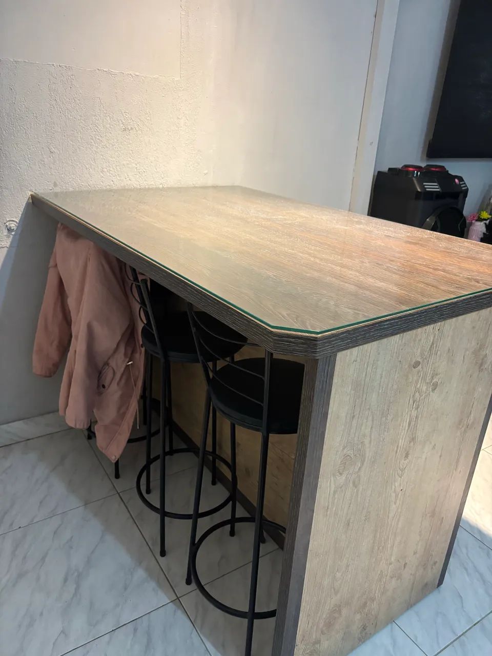 Bancada com vidro + banqueta de brinde - Foto 5