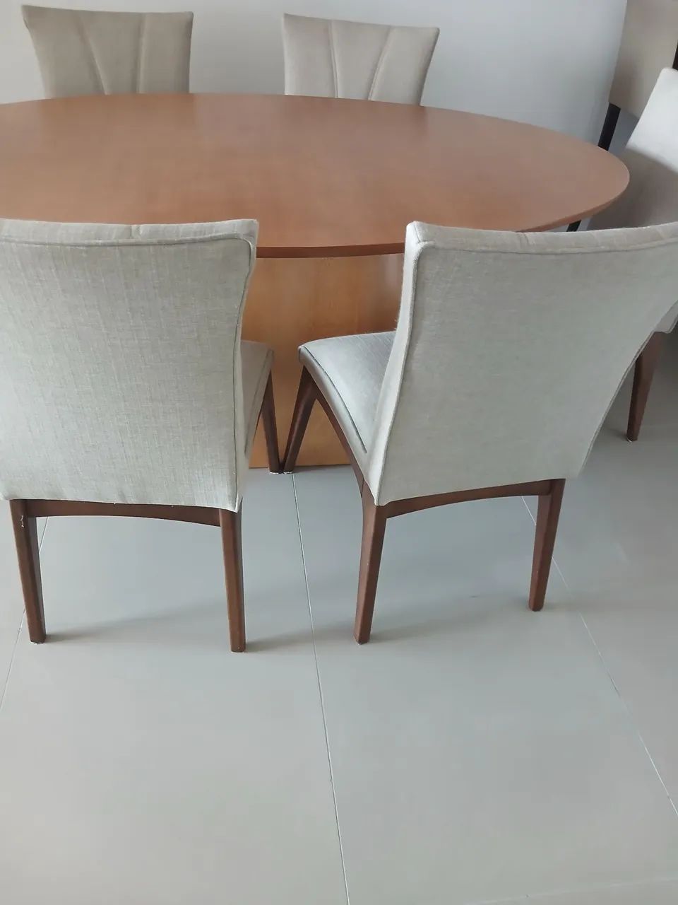 Vende 6 cadeiras e duas banquetas - Foto 2