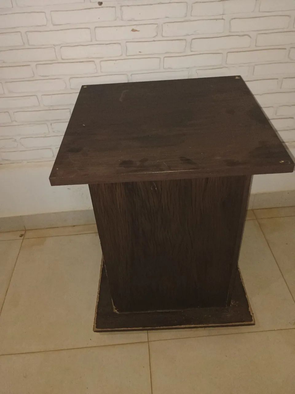 Mesa / Móvel de Apoio Marrom Escuro