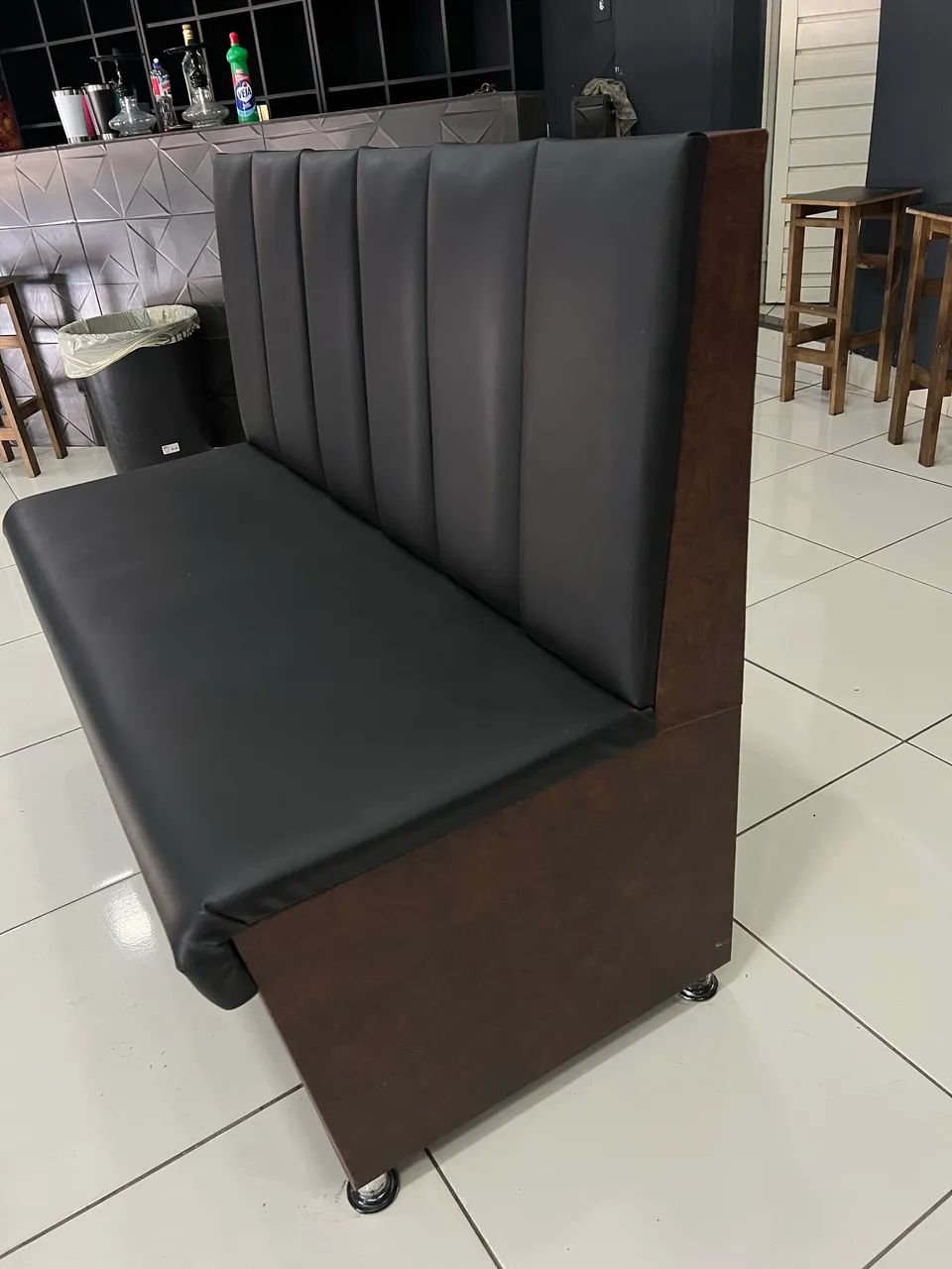 Sofá para adega e lounge  - Foto 2