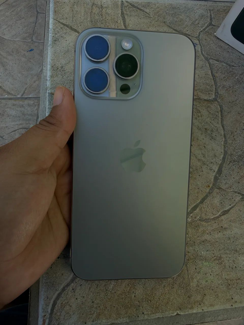 iPhone 16 Pro Max prata 256gb usado em perfeito estado  - Foto 3