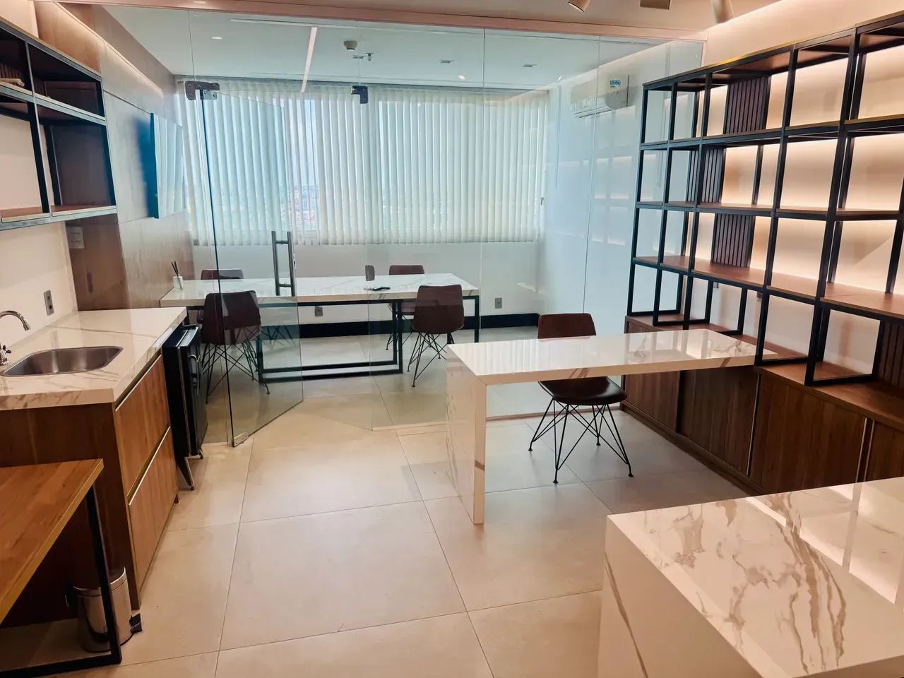 ISala Comercial para Alugar no Shopping da Ilha  34 m² Mobiliada | São Luís-MA - Foto 3