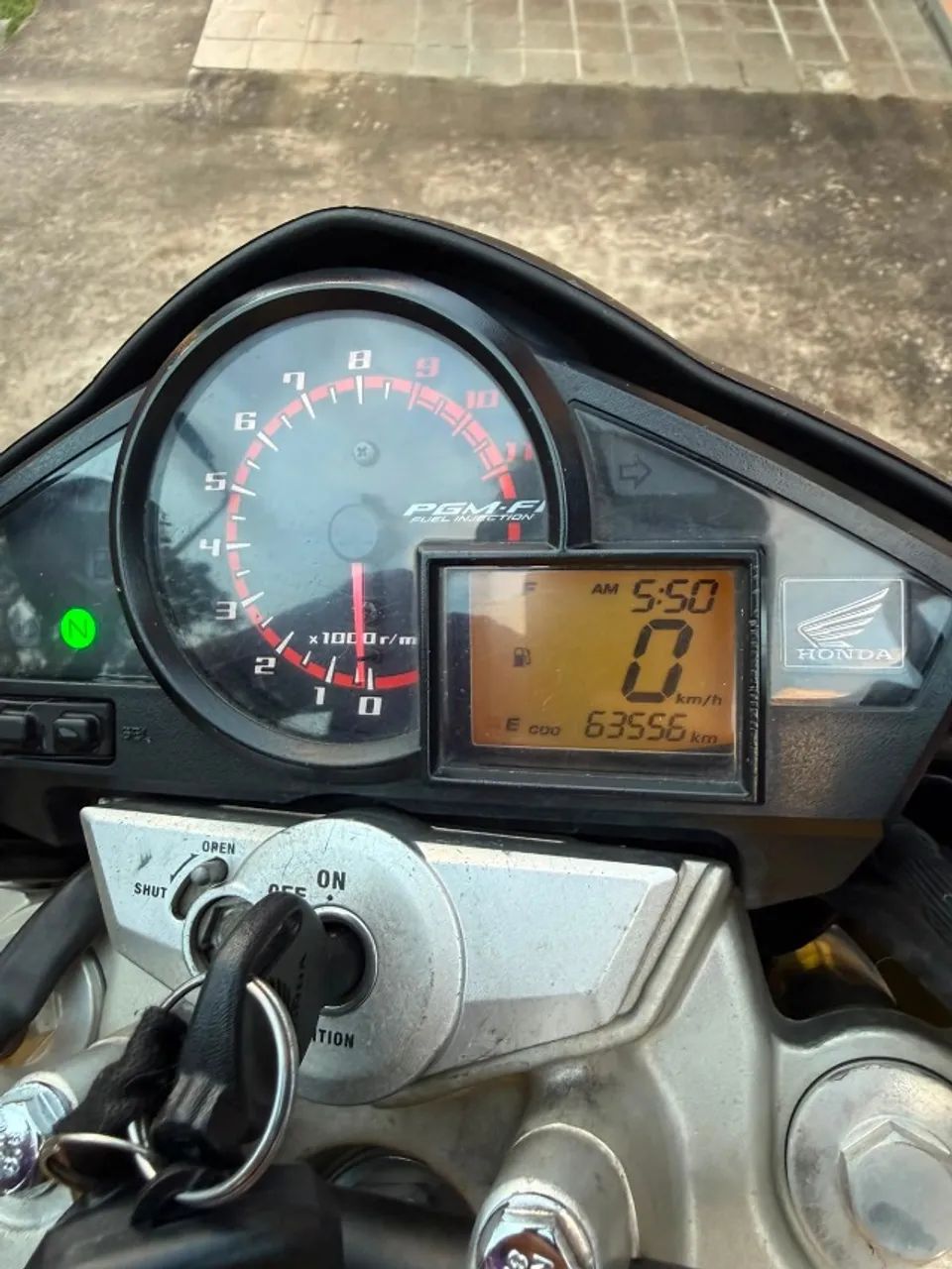 CB 300R 2013  - Foto 5