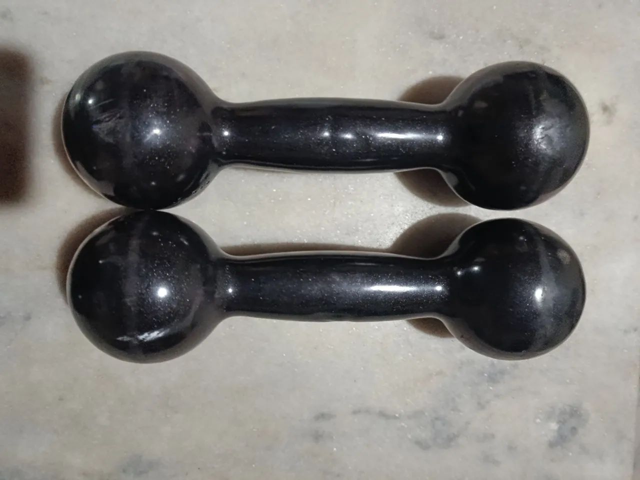 Par de halteres emborrachados de 4 kg 