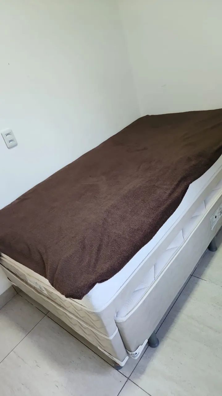 Vendo cama solteirão com auxiliar