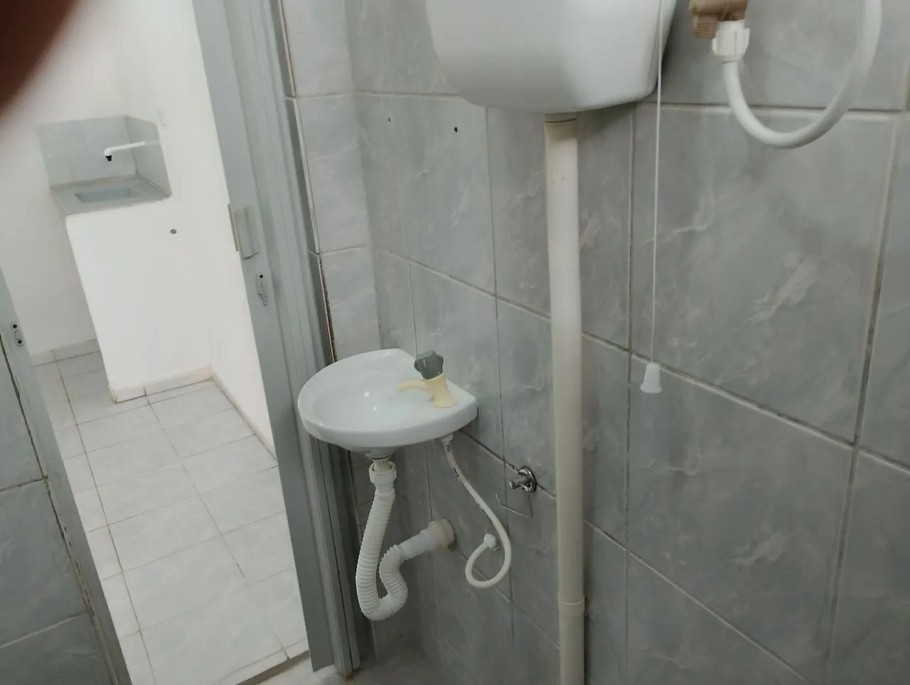 Kit-Net para solteiros(as) sem crianças e sem animais - Foto 5