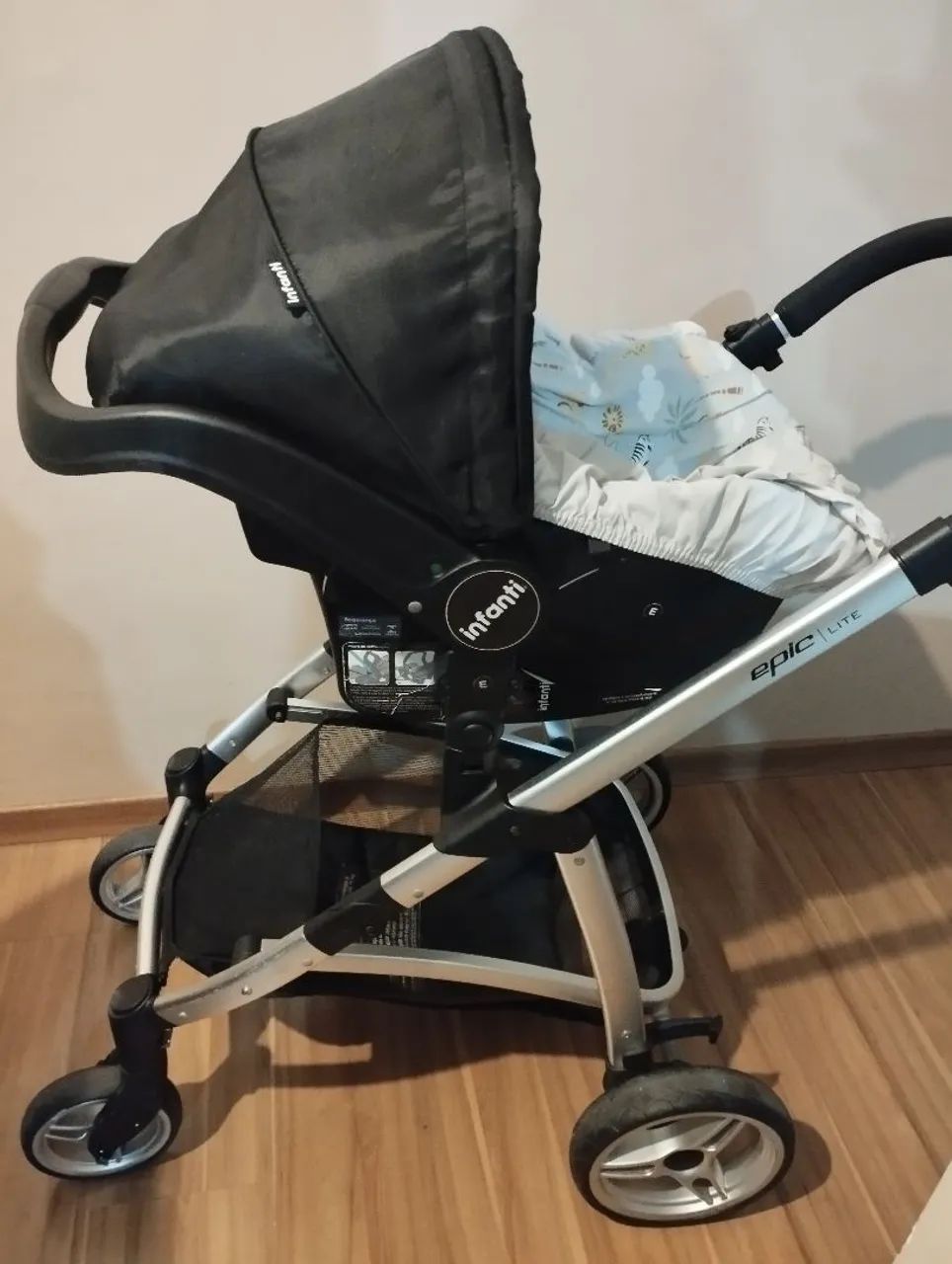 Carrinho de bebê  - Foto 2