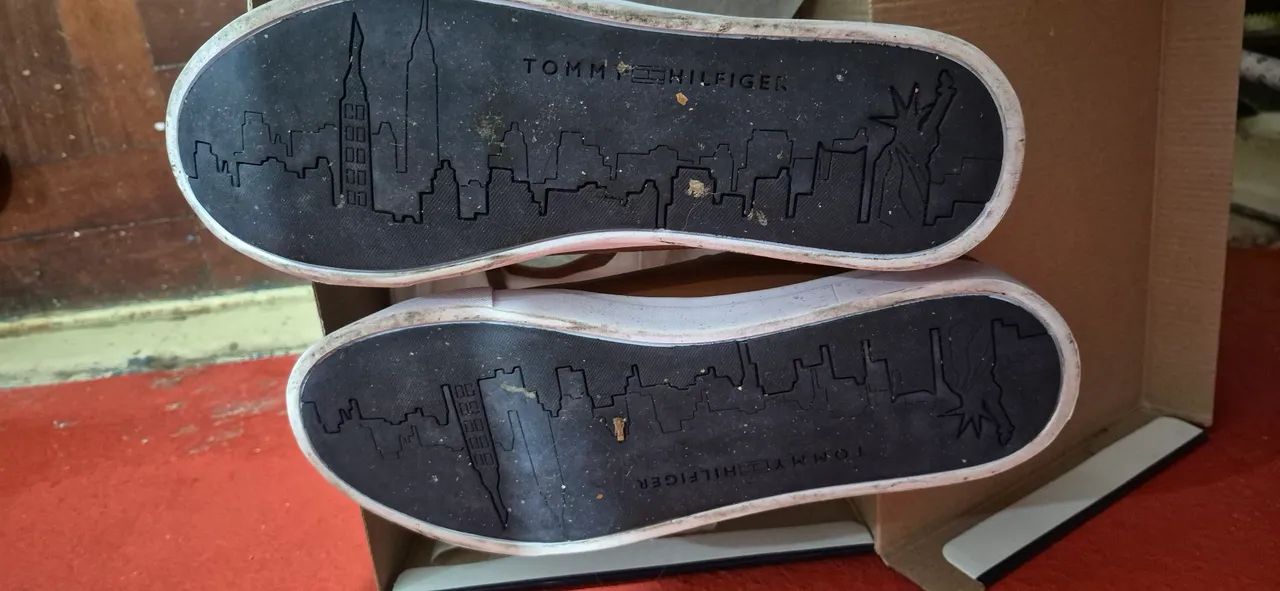 Tenis tommy