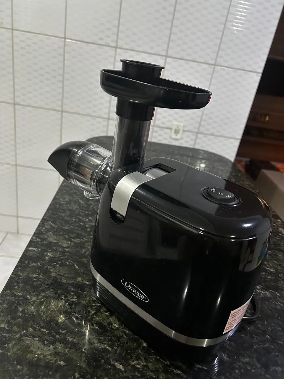 Extrator de nutrientes / suco - OMEGA JUICER - Foto 3