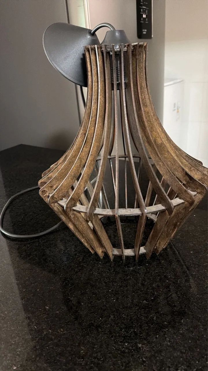 Vendo luminária 