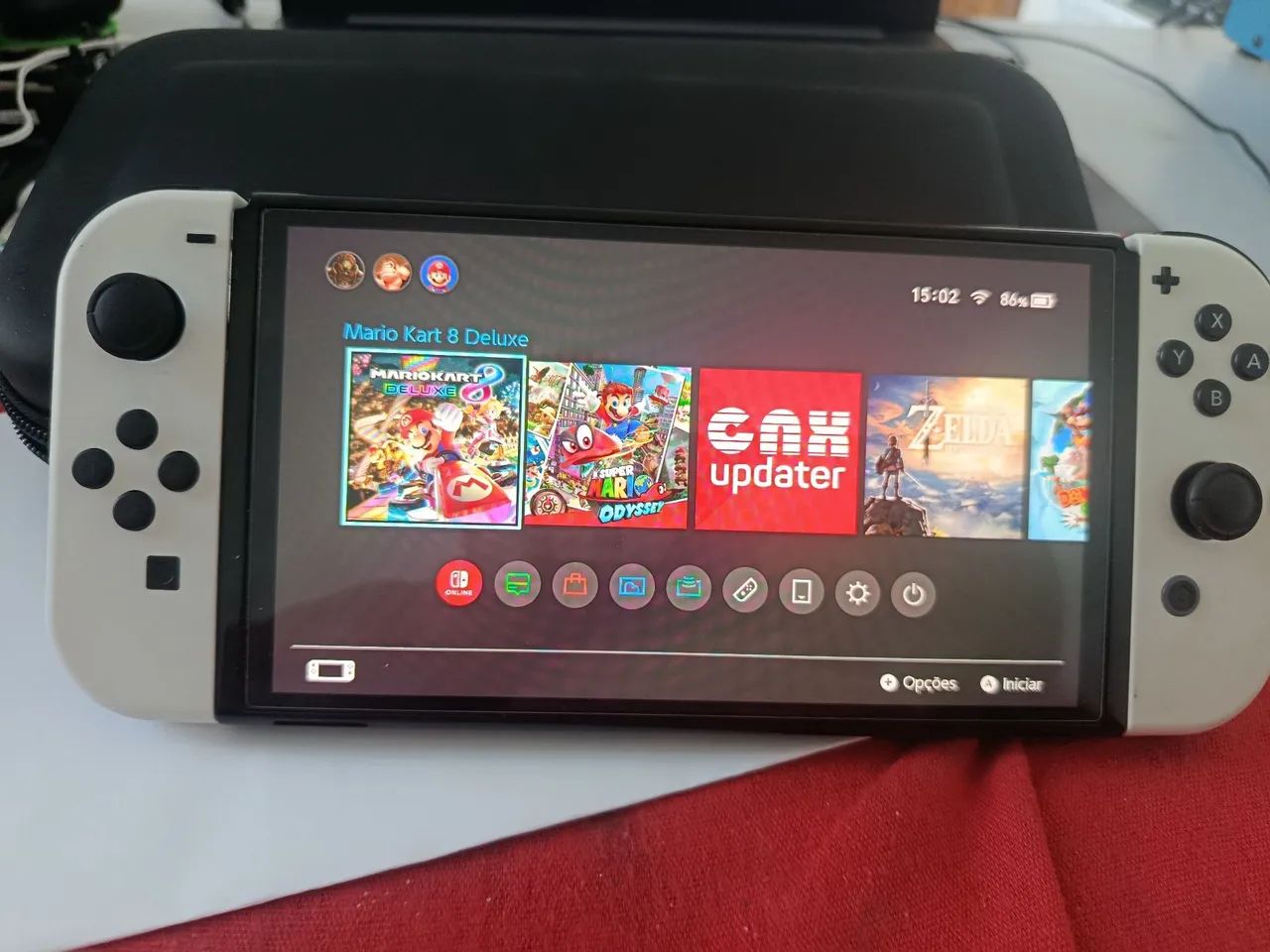 Vendo Nintendo swicth oled desbloqueado 