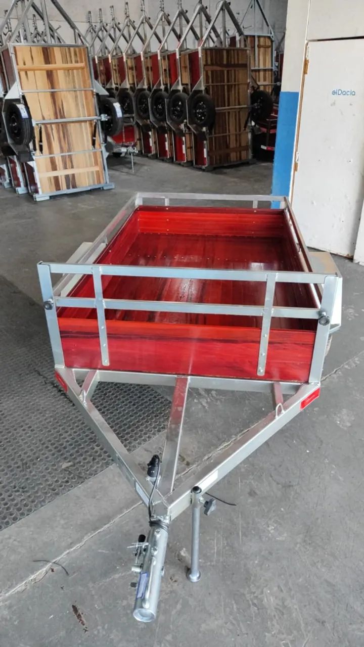 Vendo carretinha nova 100% - á vista - pronta entrega