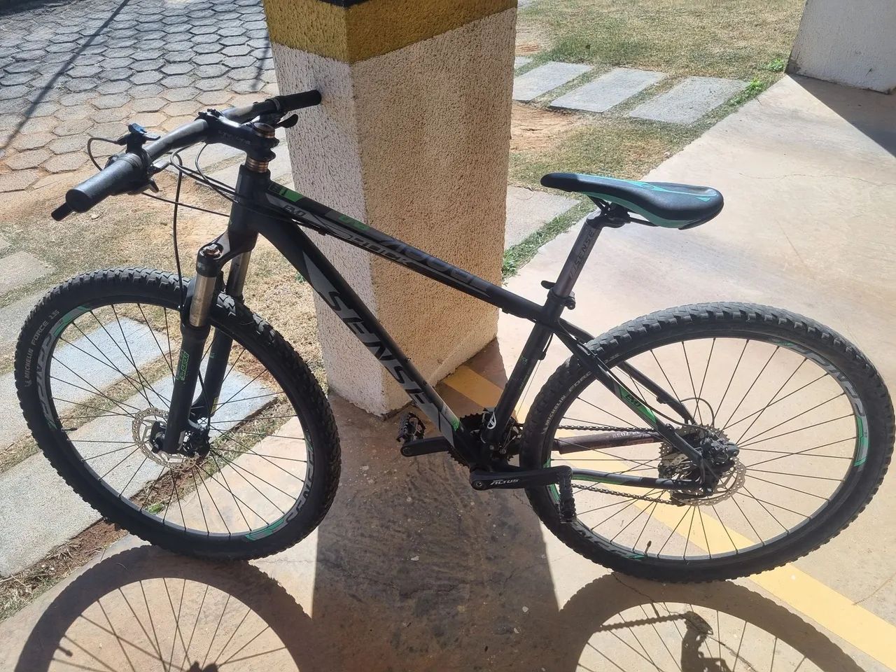 Bicicleta MTB aro 29 - Marca Sense