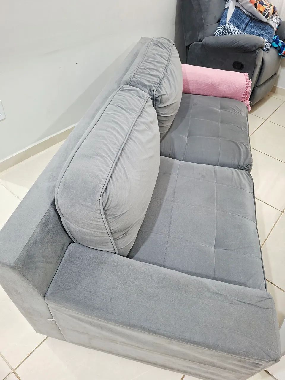 *VENDO SOFA 3 LUGARES* *OBS: RETIRAR NO LOCAL!* - Foto 3