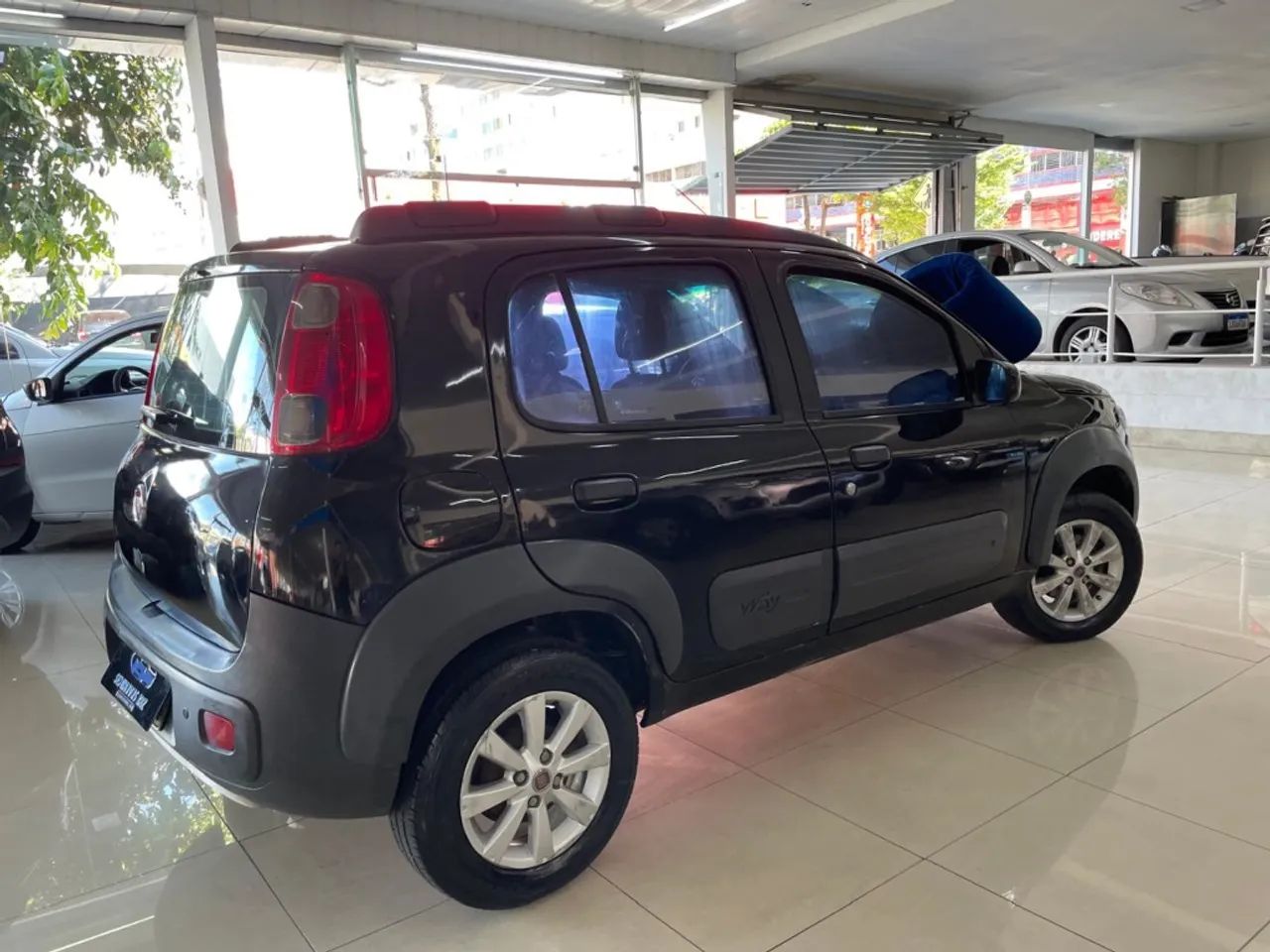 Fiat Uno WAY 1.4 EVO Fire Flex 8V 5P 2014 - Foto 4