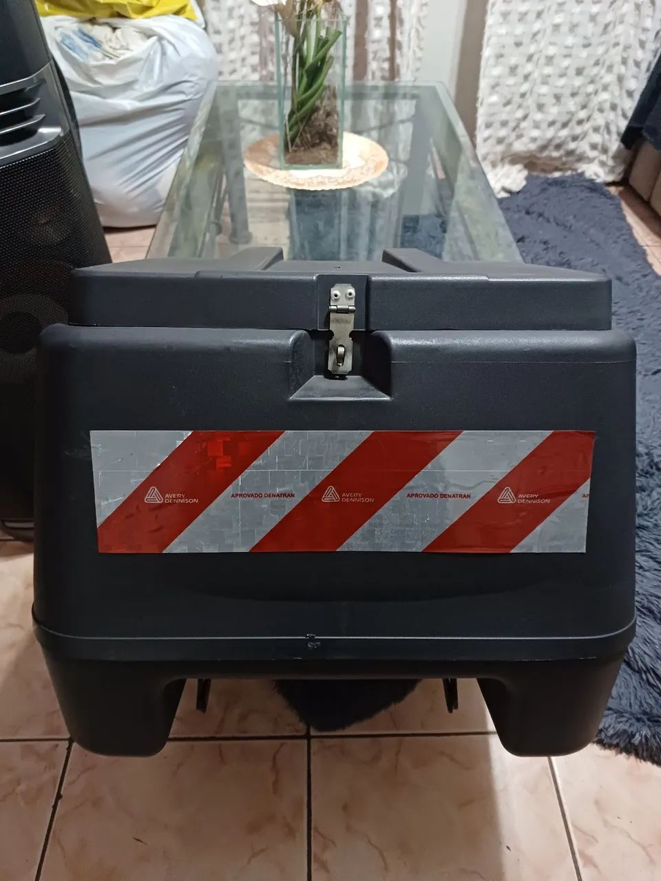Baú pra moto com suporte 