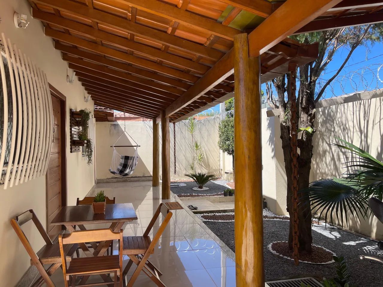Ótima casa, bem localizada e espaçosa  - Foto 2