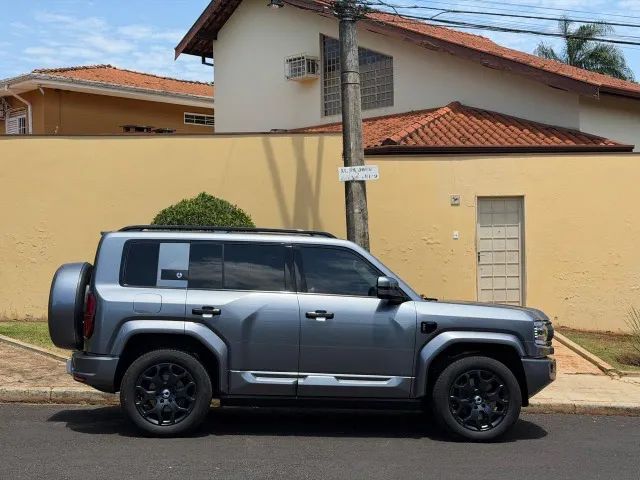 Denza B5 4WD, foto 5 de 13