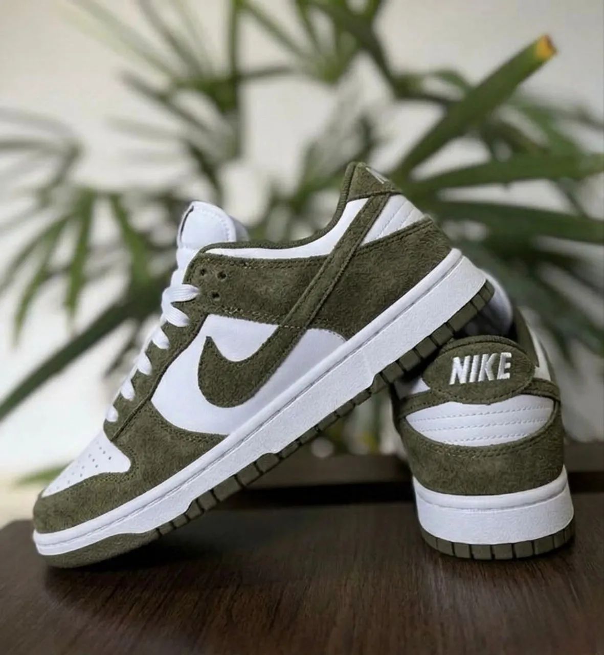 Tênis Nike dunk camurça 