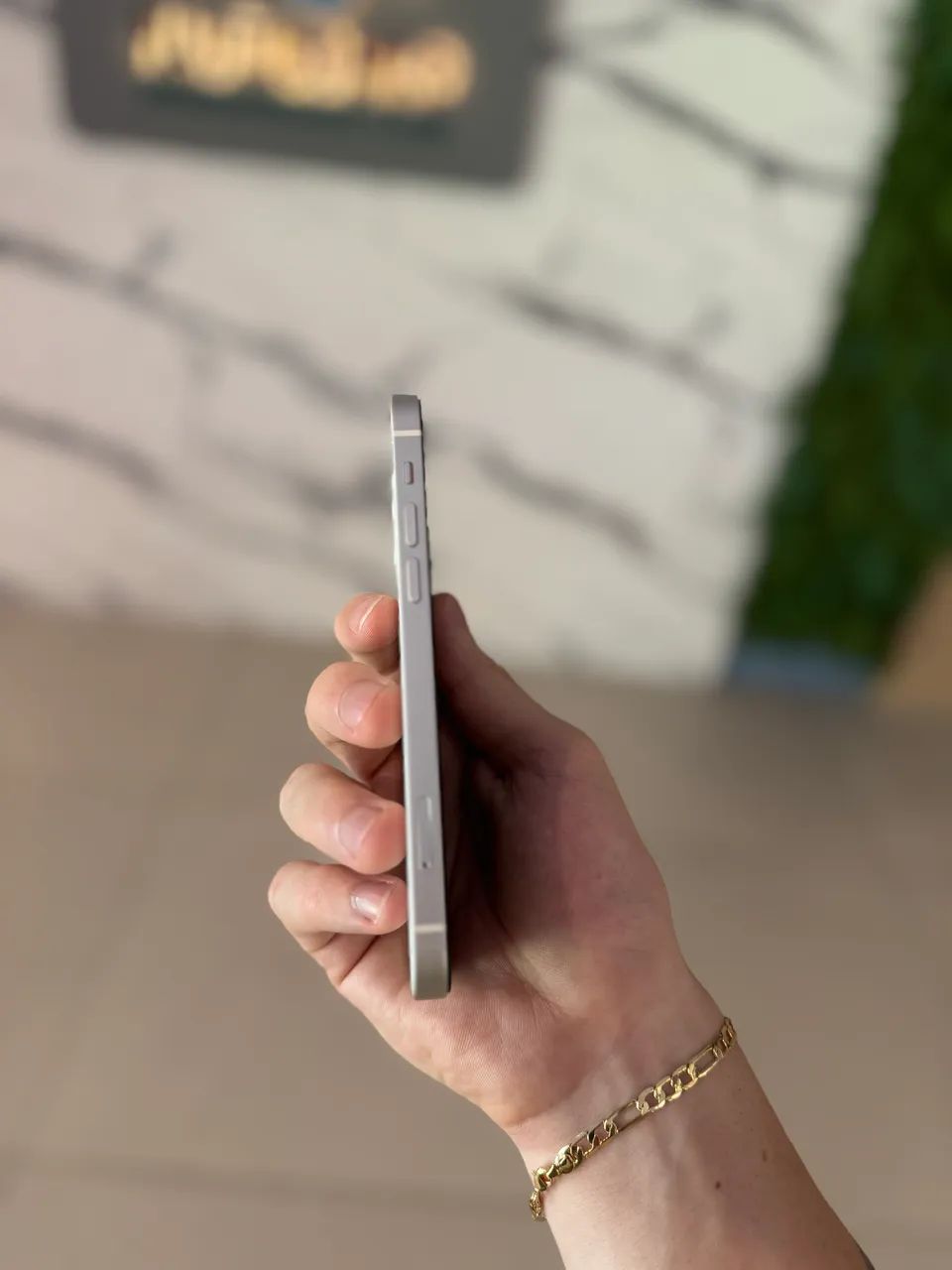 iPhone 12 64BG - Branco  - Foto 2