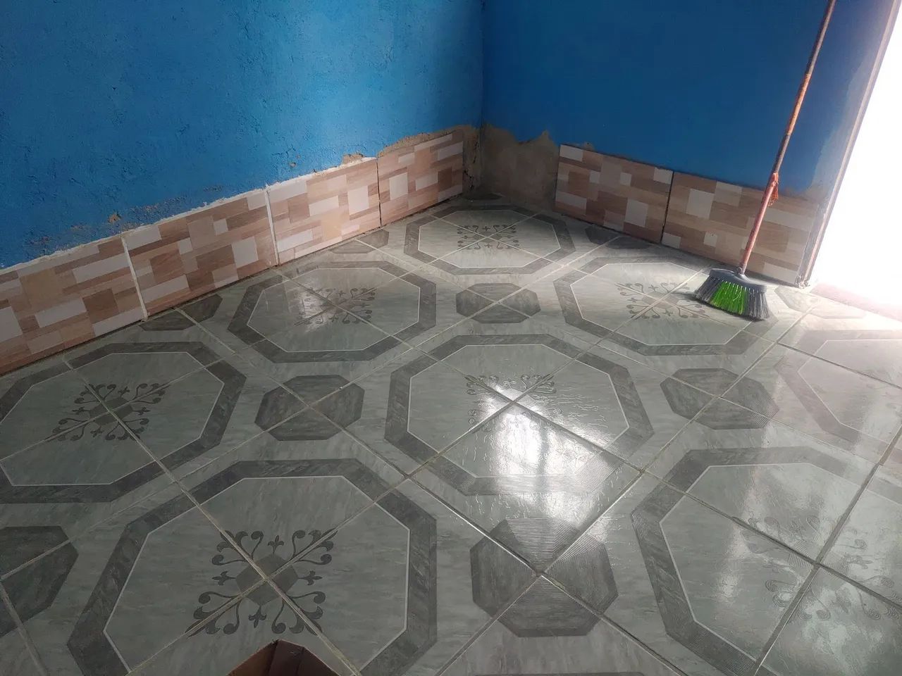 Alugo quarto com banheiro  - Foto 3
