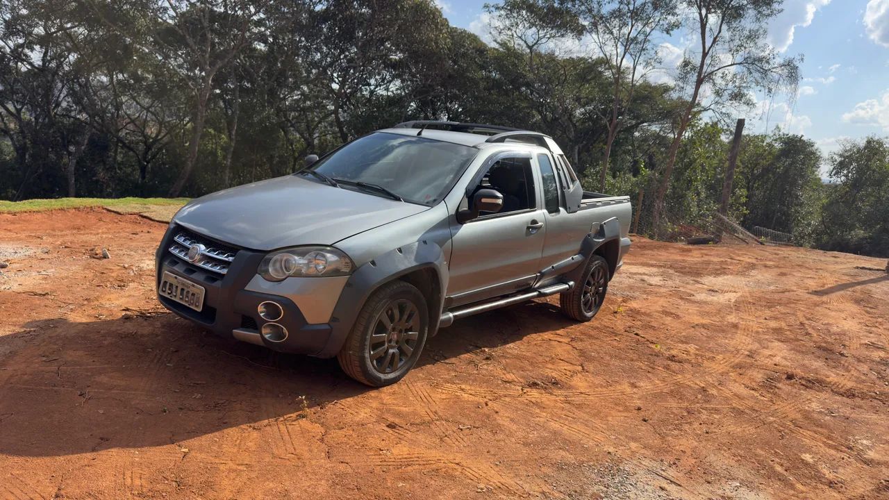 Fiat Strada Strada Adventure 1.8/ 1.8 LOCKER Flex CE 2009