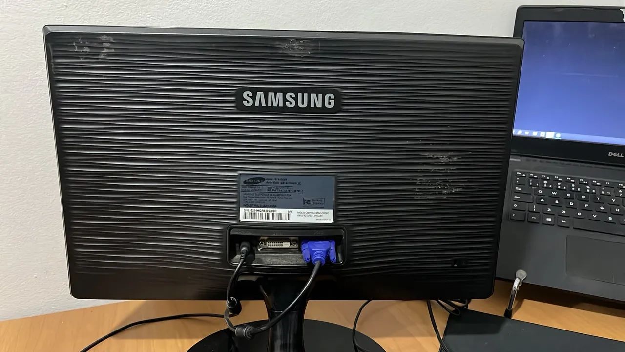 Monitor Samsung SyncMaster SA3000  - Foto 2