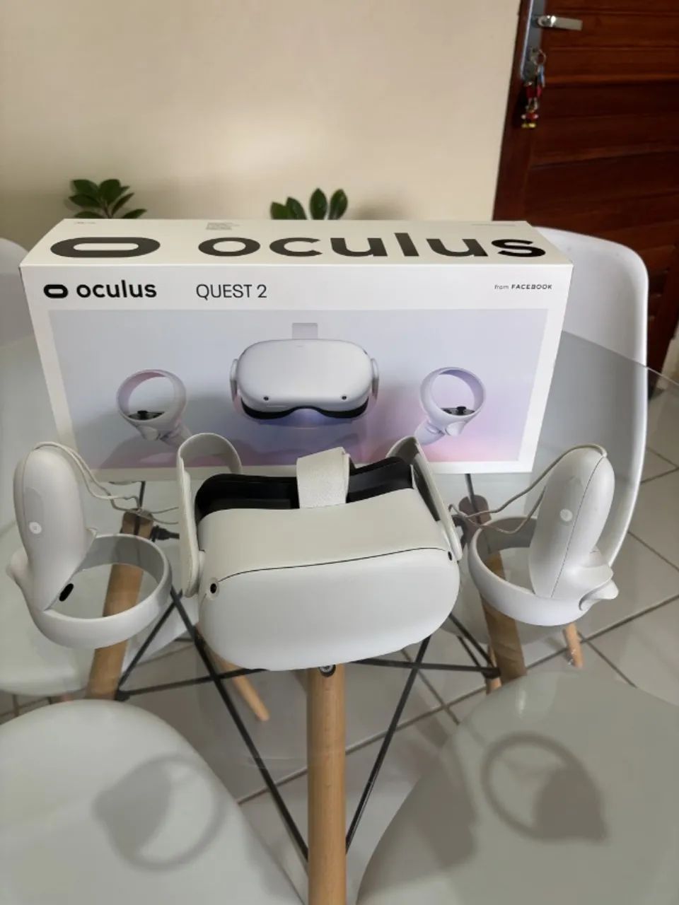 Meta Quest 2 64GB VR Sem Fio + Controles Originais - Ótimo Estado