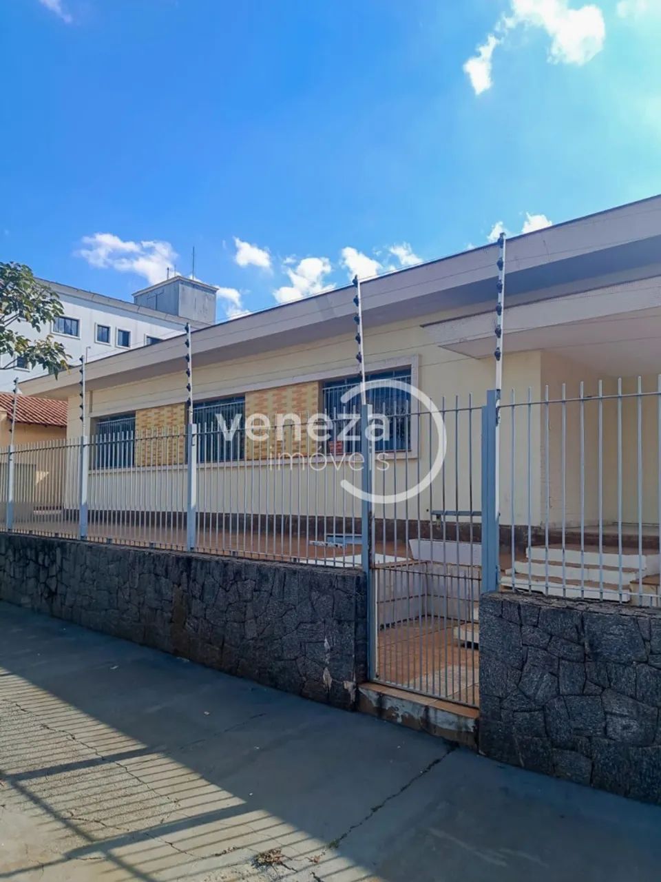 Casa para alugar com 3 quartos no Centro de Londrina - Foto 4