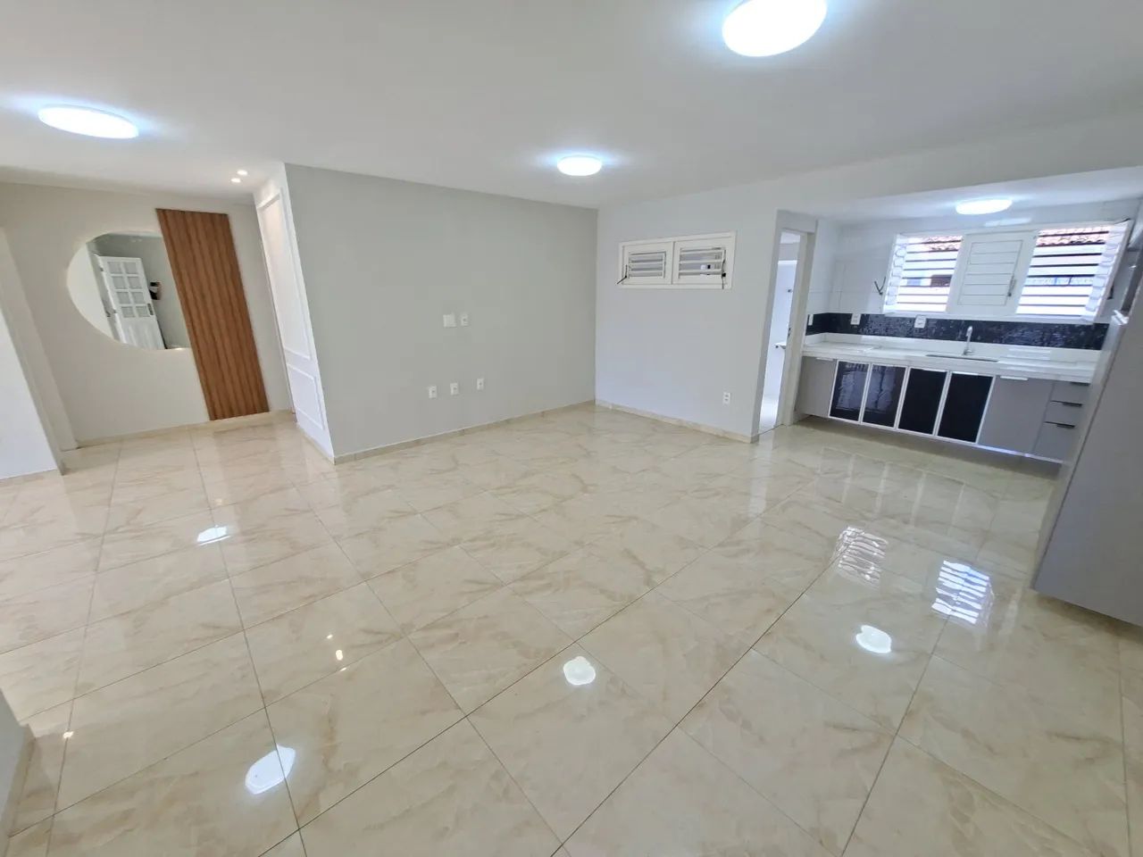 Casa no Brisamar 03 Quartos sendo 02 Suítes + Dce Ótimo local - Foto 5