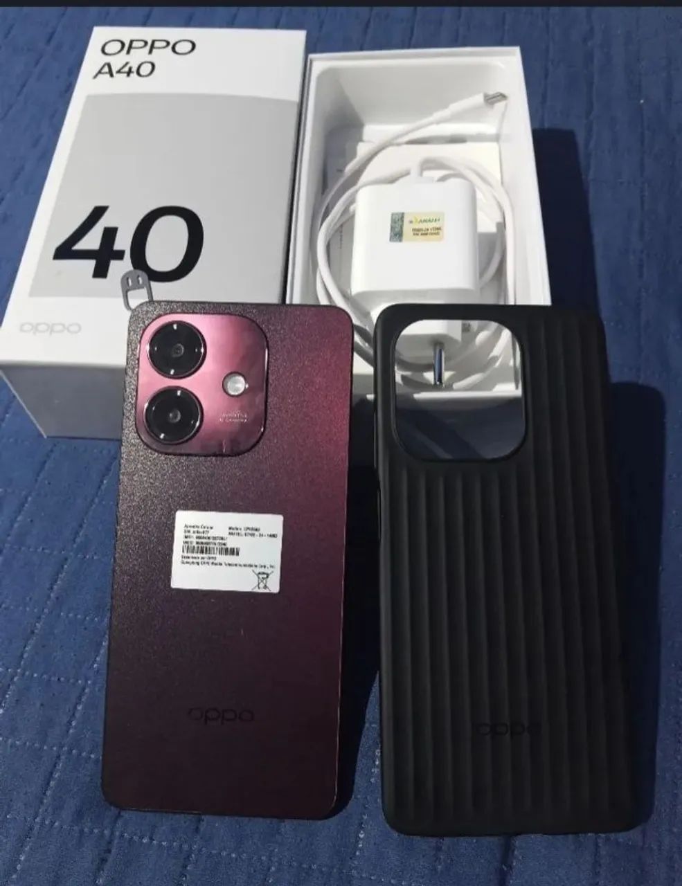 Celular OPPO A40 