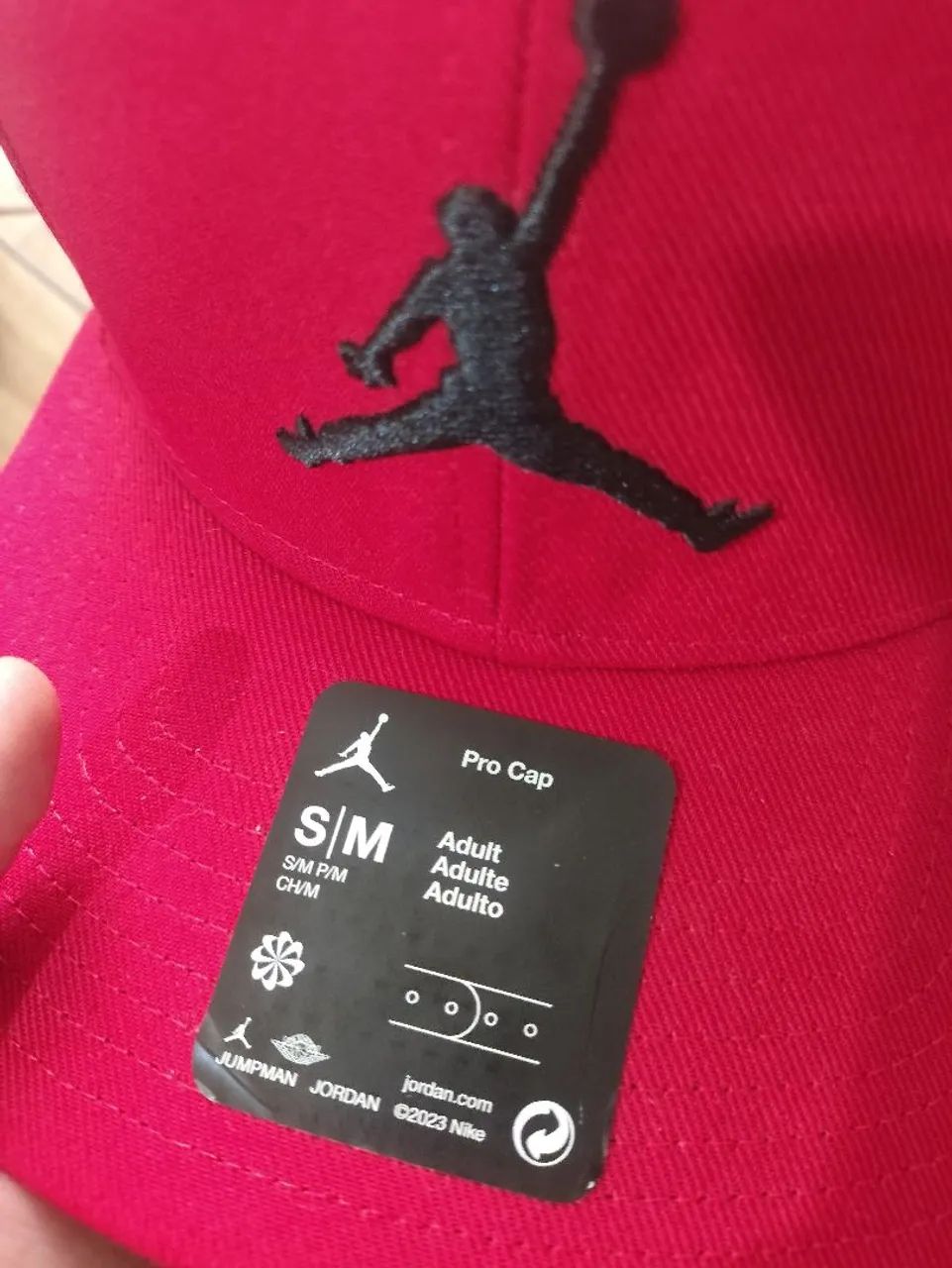 Boné Vermelho Jordan  - Foto 2