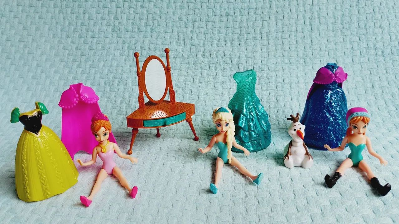 Bonecas Frozen Anna e Elza Disney Magic Clip - Foto 2