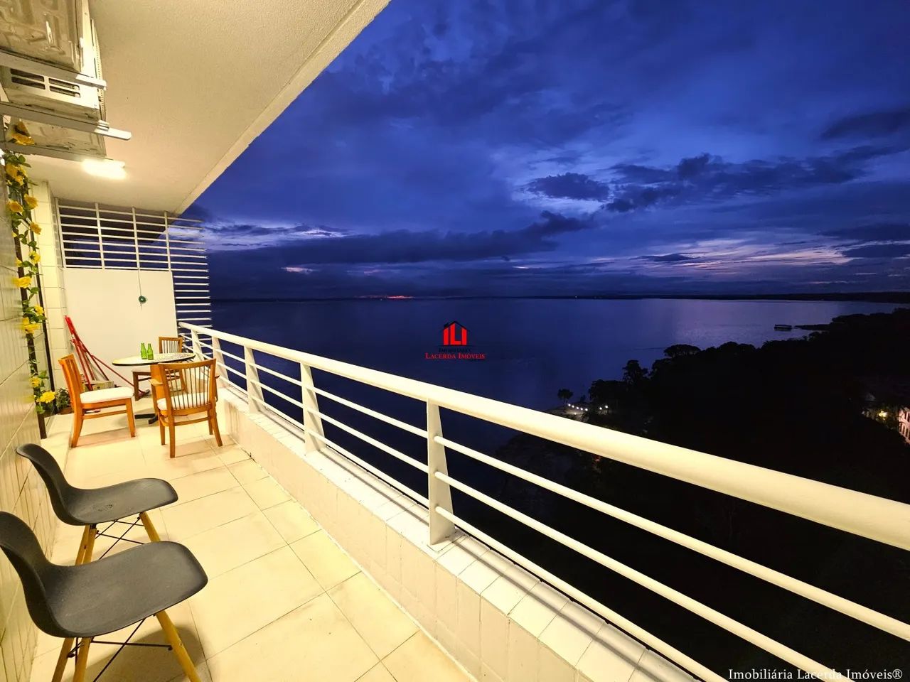 Flat Mobiliado com 66m² Privativo + varanda e Vista Espetacular - Foto 3
