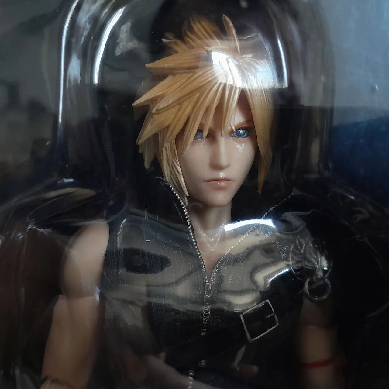 PLAY ARTS改　FINAL FANTASY VII ADVENT Play Arts Kai Cloud Strife Final Fantasy VII Advent Children