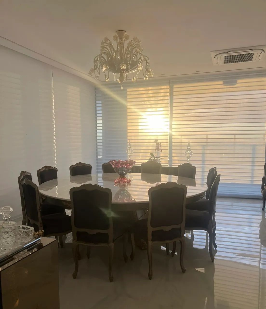 Cadeiras de jantar clássicas 468266325881671683