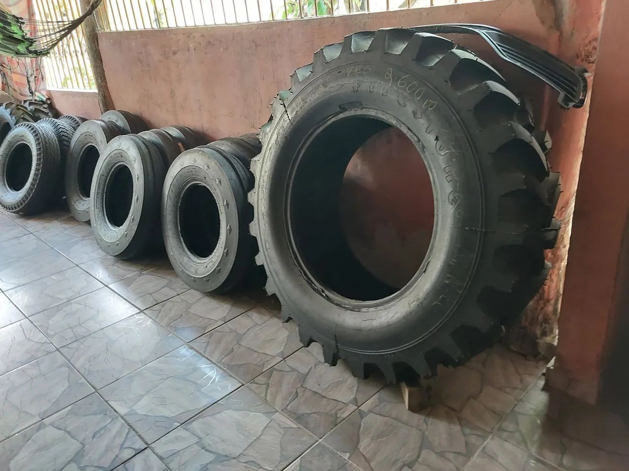 Pneus para trator - Foto 2