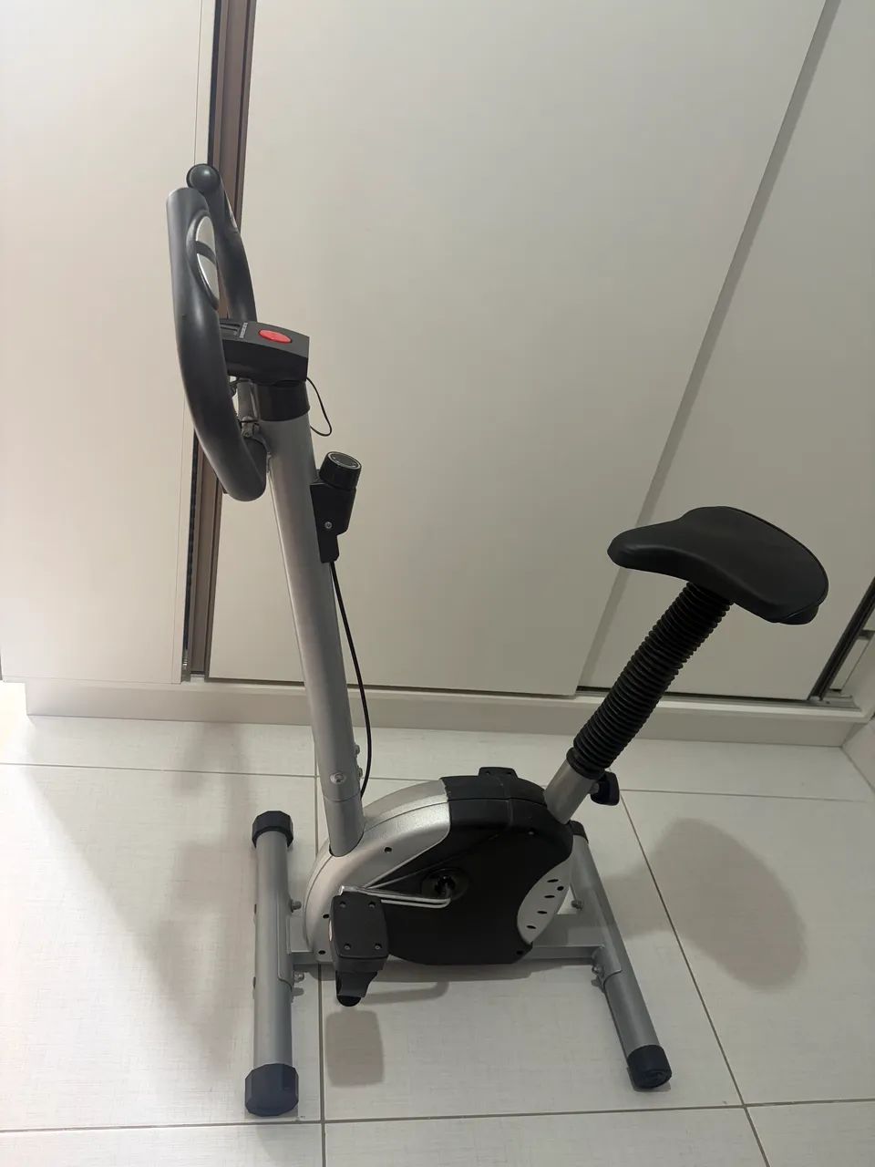 Bicicleta ergométrica  - Foto 3