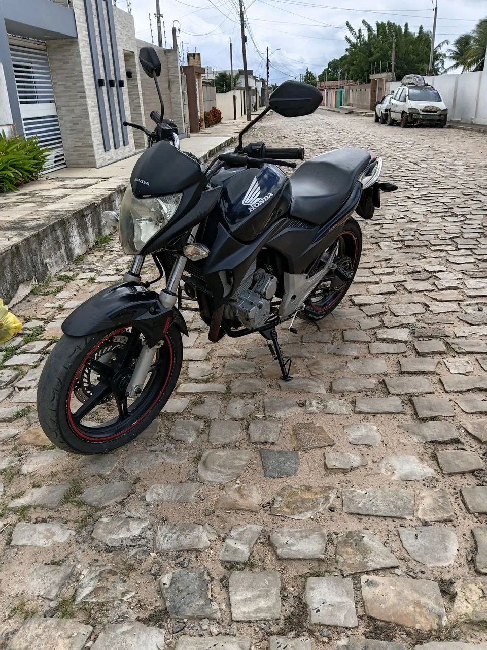 CB 300 - Foto 3