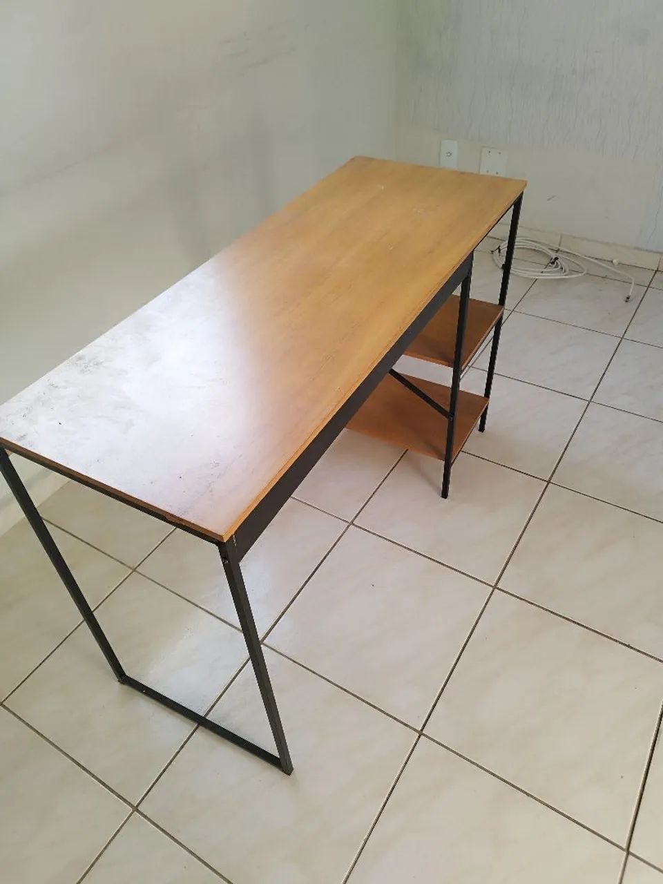 Mesinha de escritório 