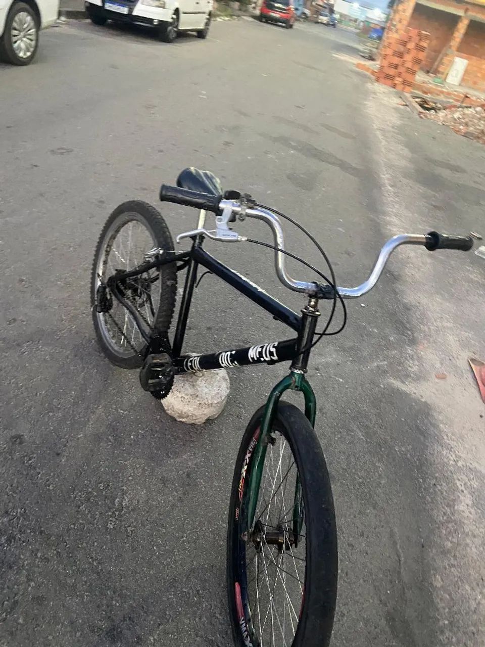 VENDO BIKE ARO 24 EXCELENTE  - Foto 2